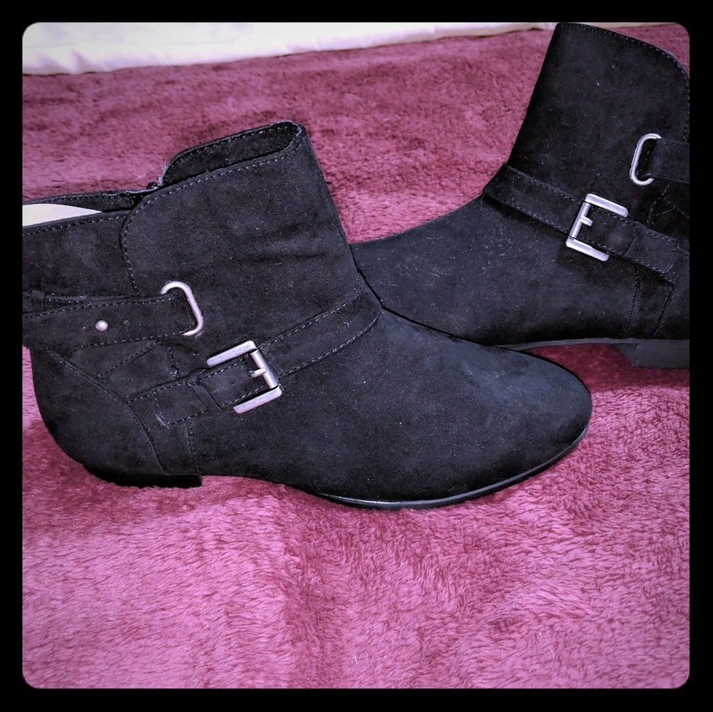 Ladies boots